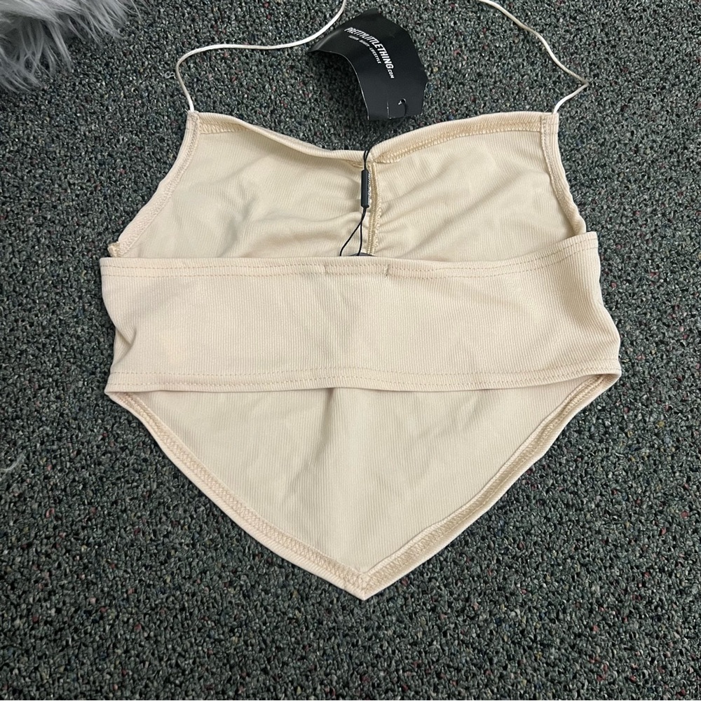 PRETTYLITTLETHING Nude Beige Front Ruched Ribbed Halter-neck Cropped Top Shirt S - Picture 9 of 16